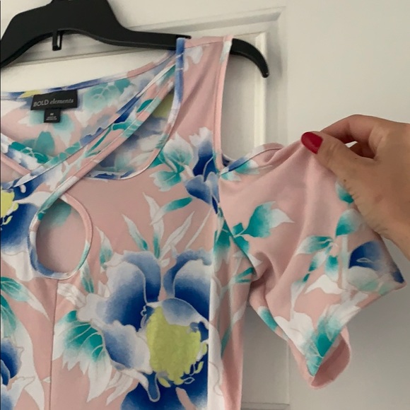 Top - Picture 3 of 3